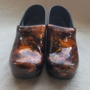 Dansko fall leaf clogs